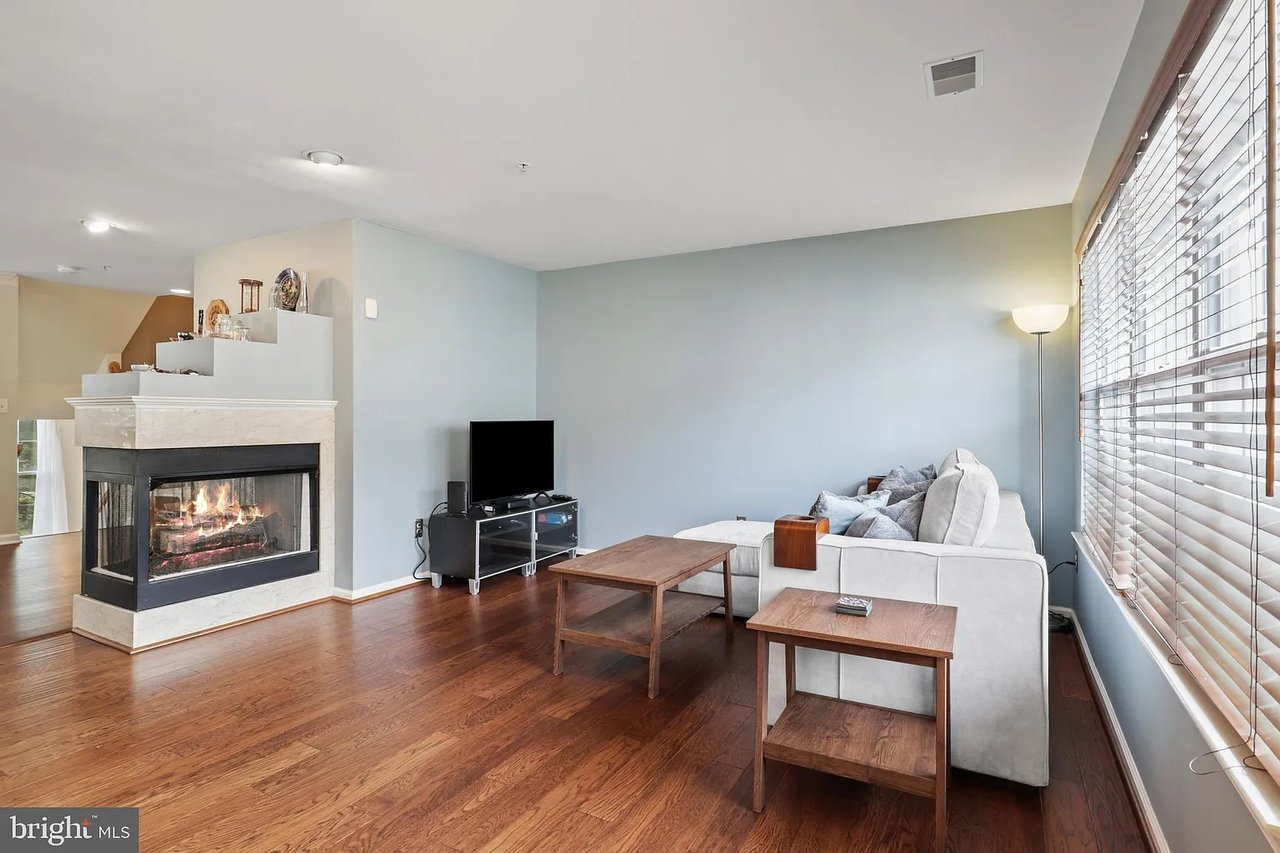 12067 Trumbull Way
