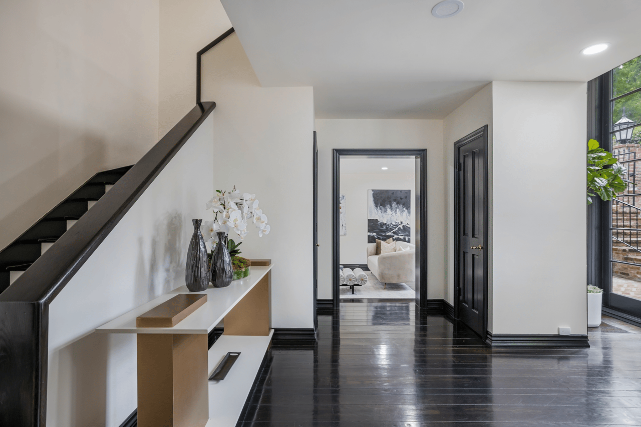 10981 Bellagio Rd