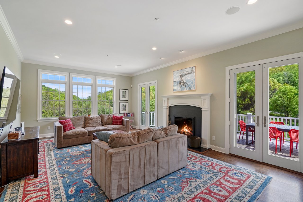 64 Sheather Road
