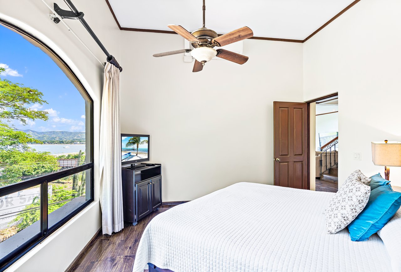Flamingo Marina Real Penthouse 133 | Ocean View Penthouse Steps to the New Flamingo Marina, to 2 Beaches and in the Heart of Everything!