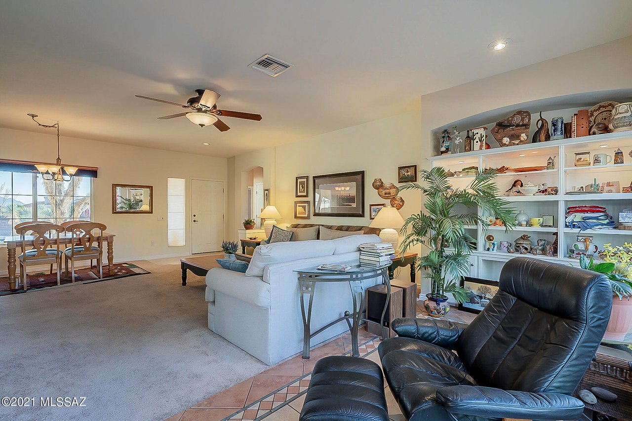 1345 E Royal Ridge Dr