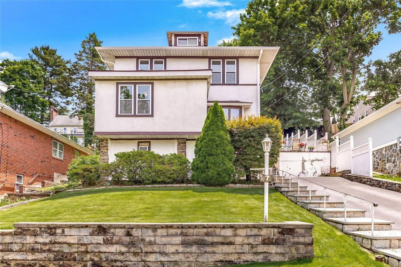 7 Elaine Terrace