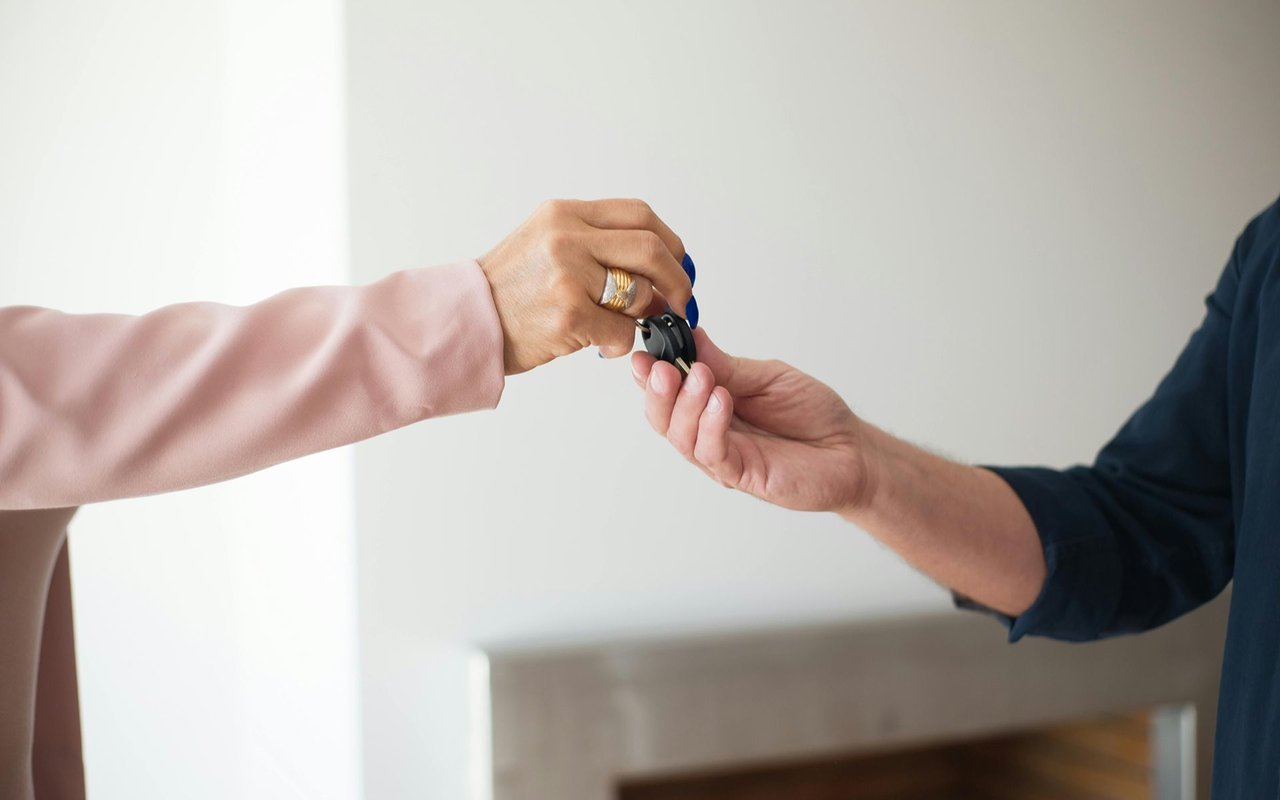 What Sellers Can Do to Speed Up the Closing Process