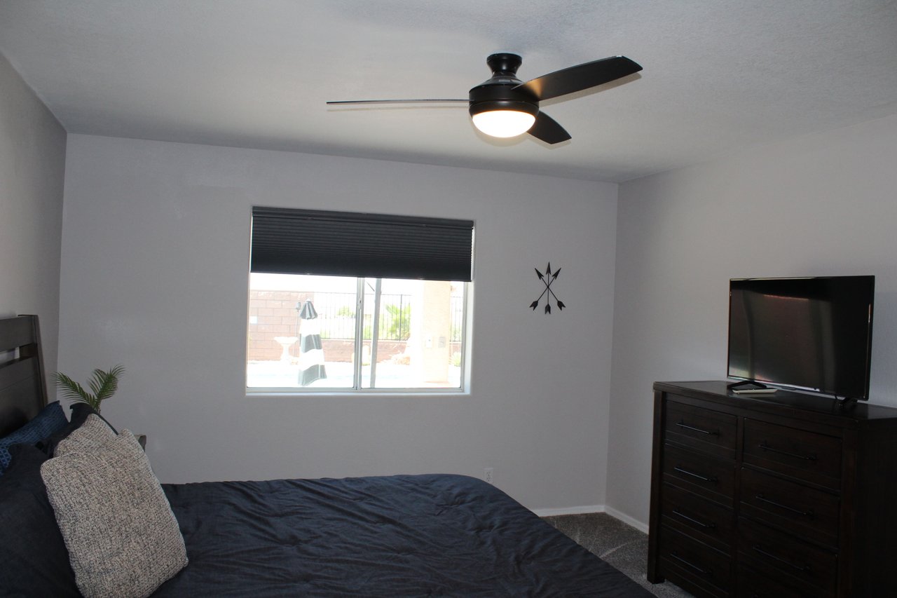 3757 Hiawatha Dr