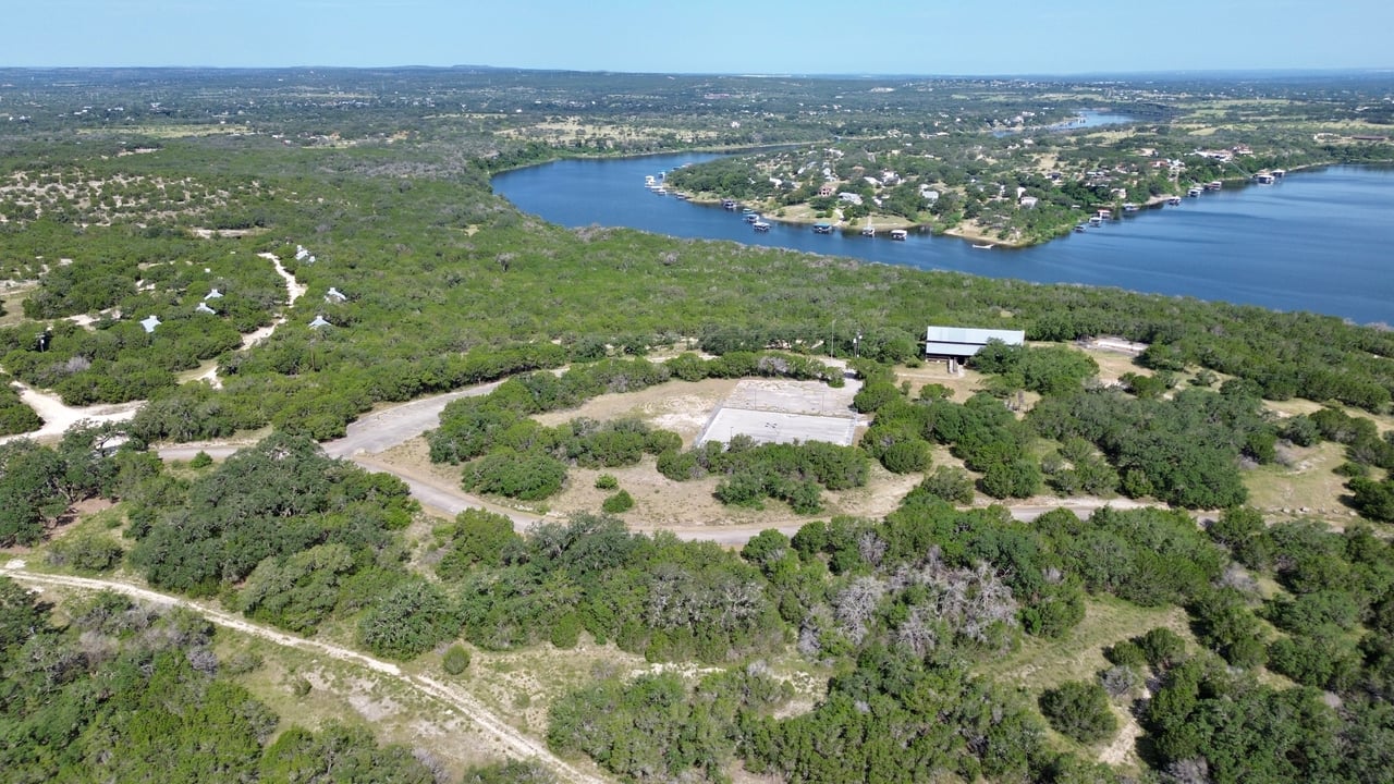 1300 Pace Bend Road North