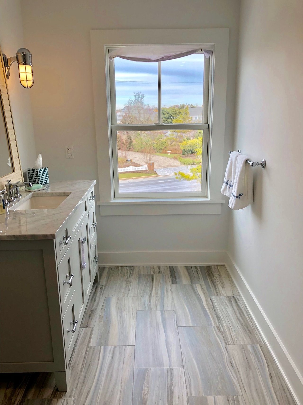 #103 Exclusive Curtis Point