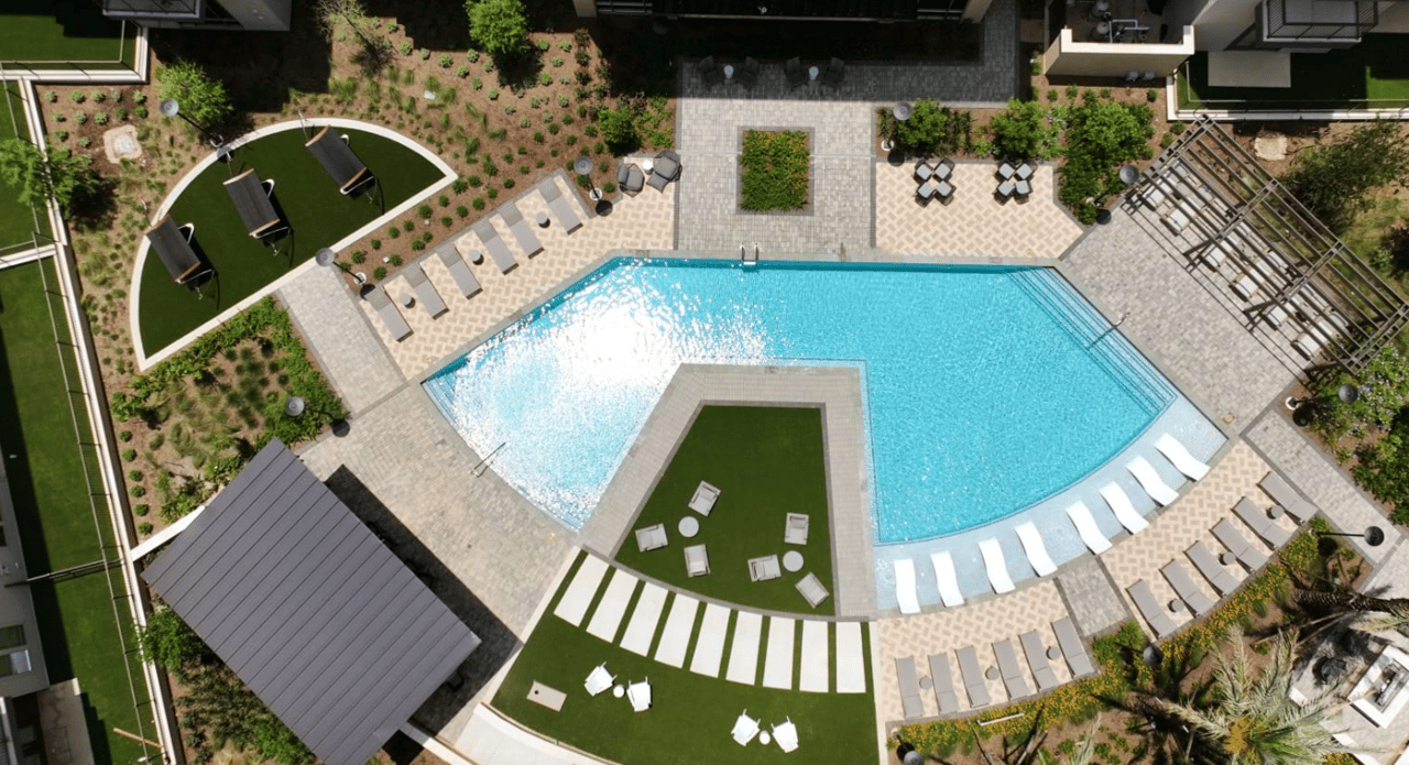 Up to 10 Weeks Free on select units