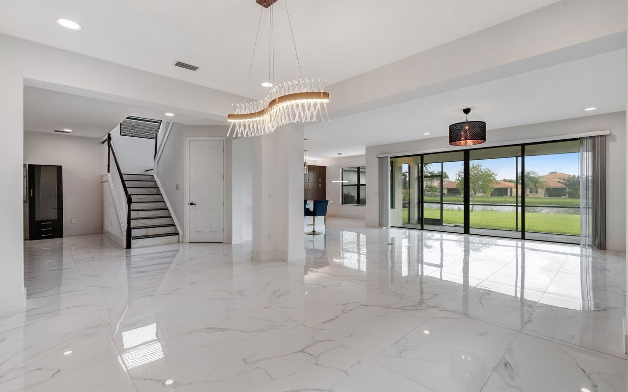 11604 Meadowrun Cir