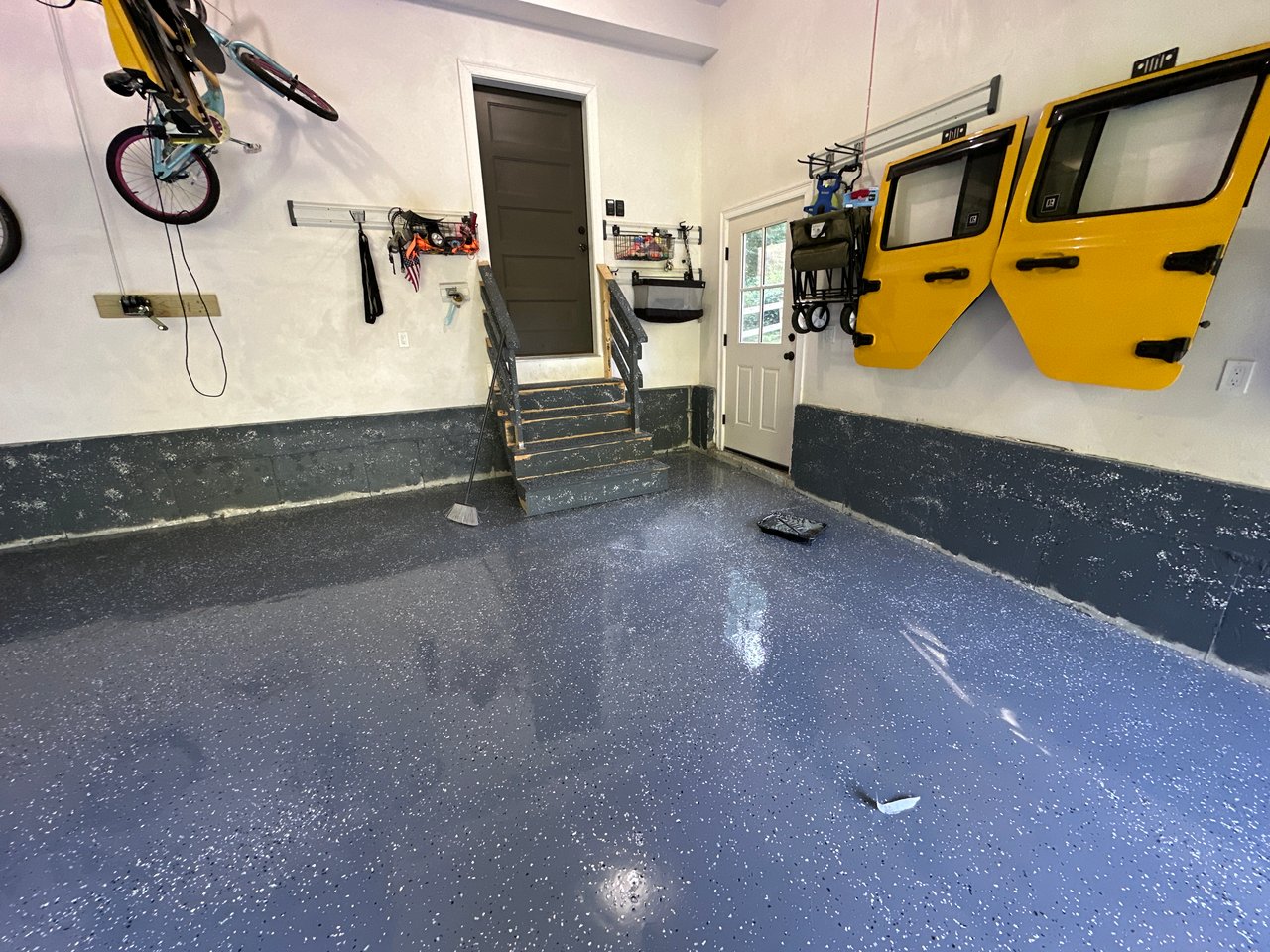 EPOXY YOUR GARAGE FLOOR