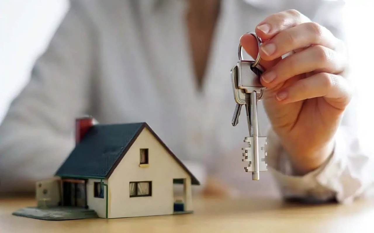 “When is the Best Time of the Year to Sell My Home?”