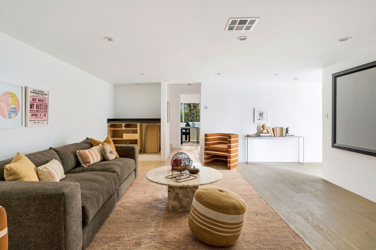 2600 Zorada Drive