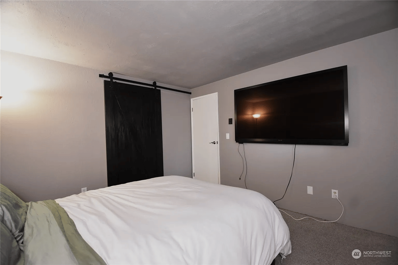 820 E Cady Road #G105