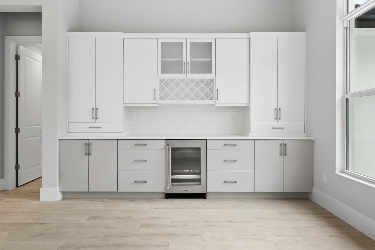 4243 Lucaya Pointe Wy