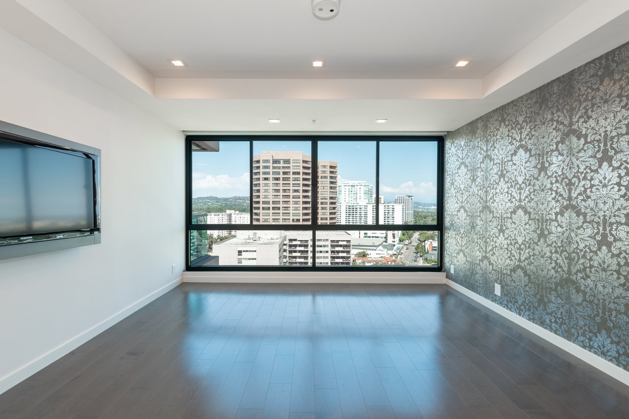 10490 Wilshire Blvd #1705