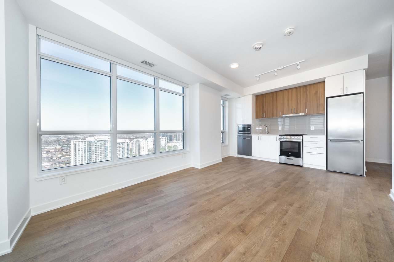 30 Upper Mall Way, A2205