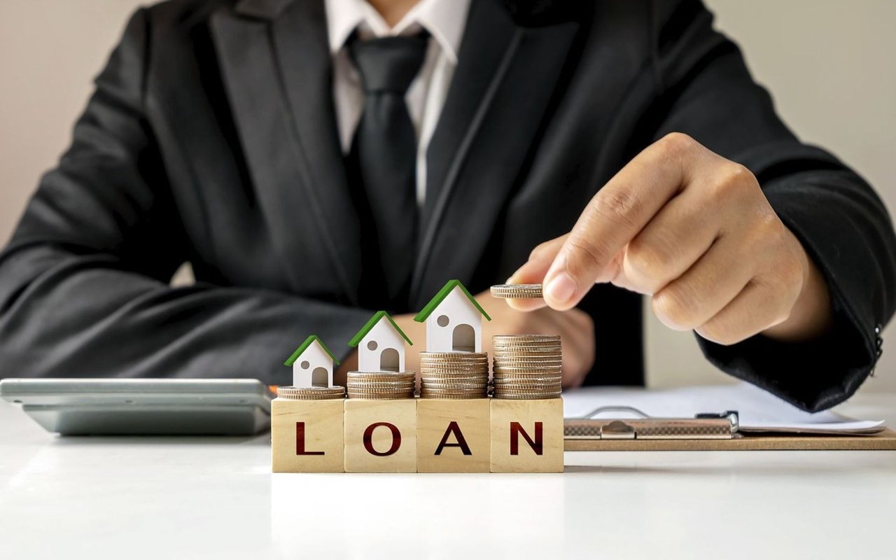 How Much Can I Borrow for a Loan on a House?