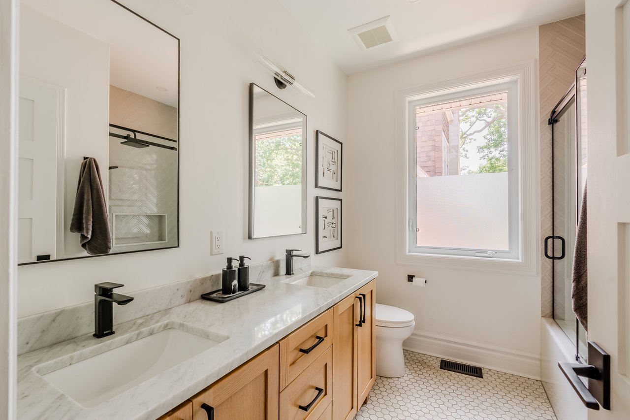 152 Kenilworth Ave