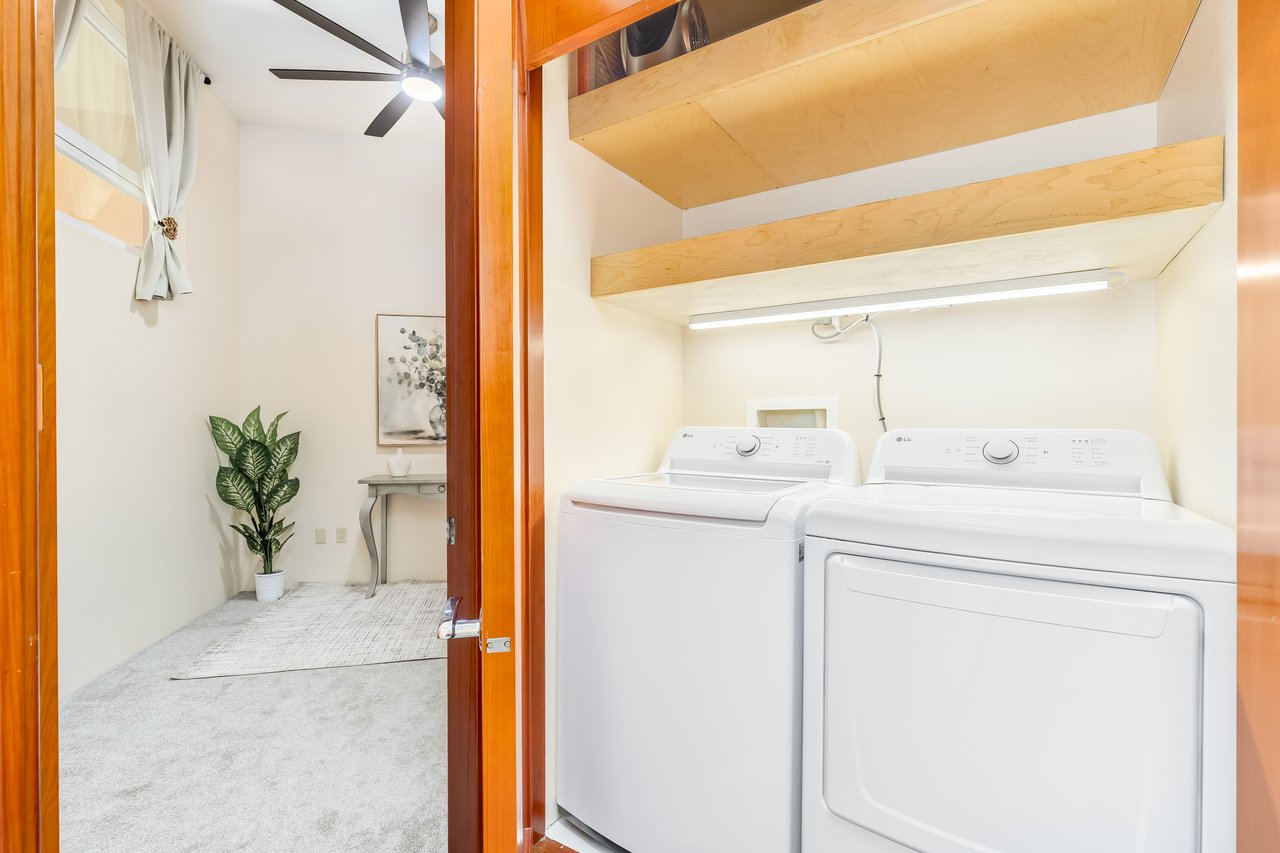 427 Launiu Street Unit #405