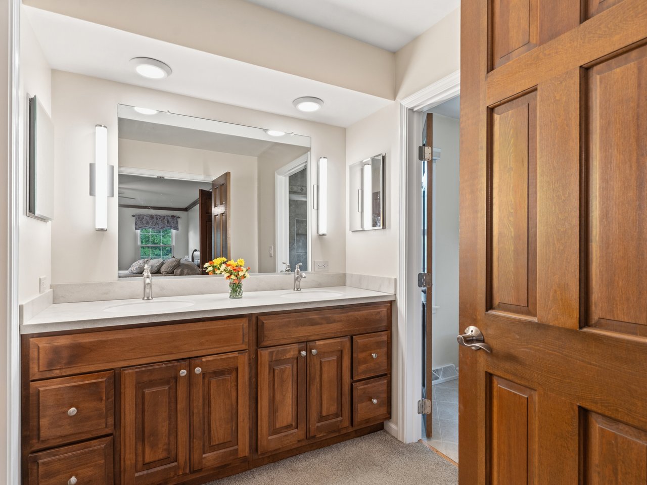 1235  Pin Oak Court