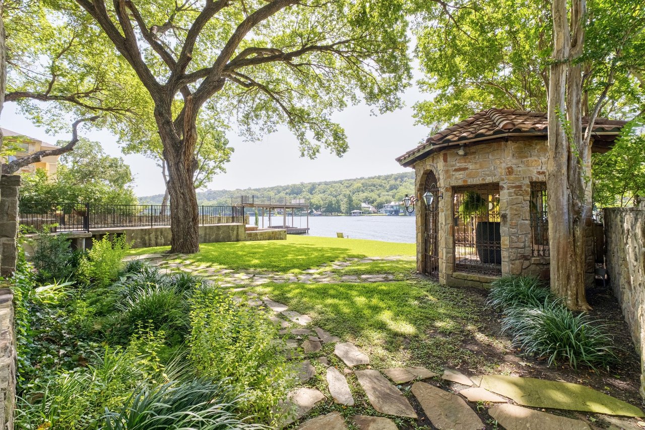 3111 Ski Shores Terrace