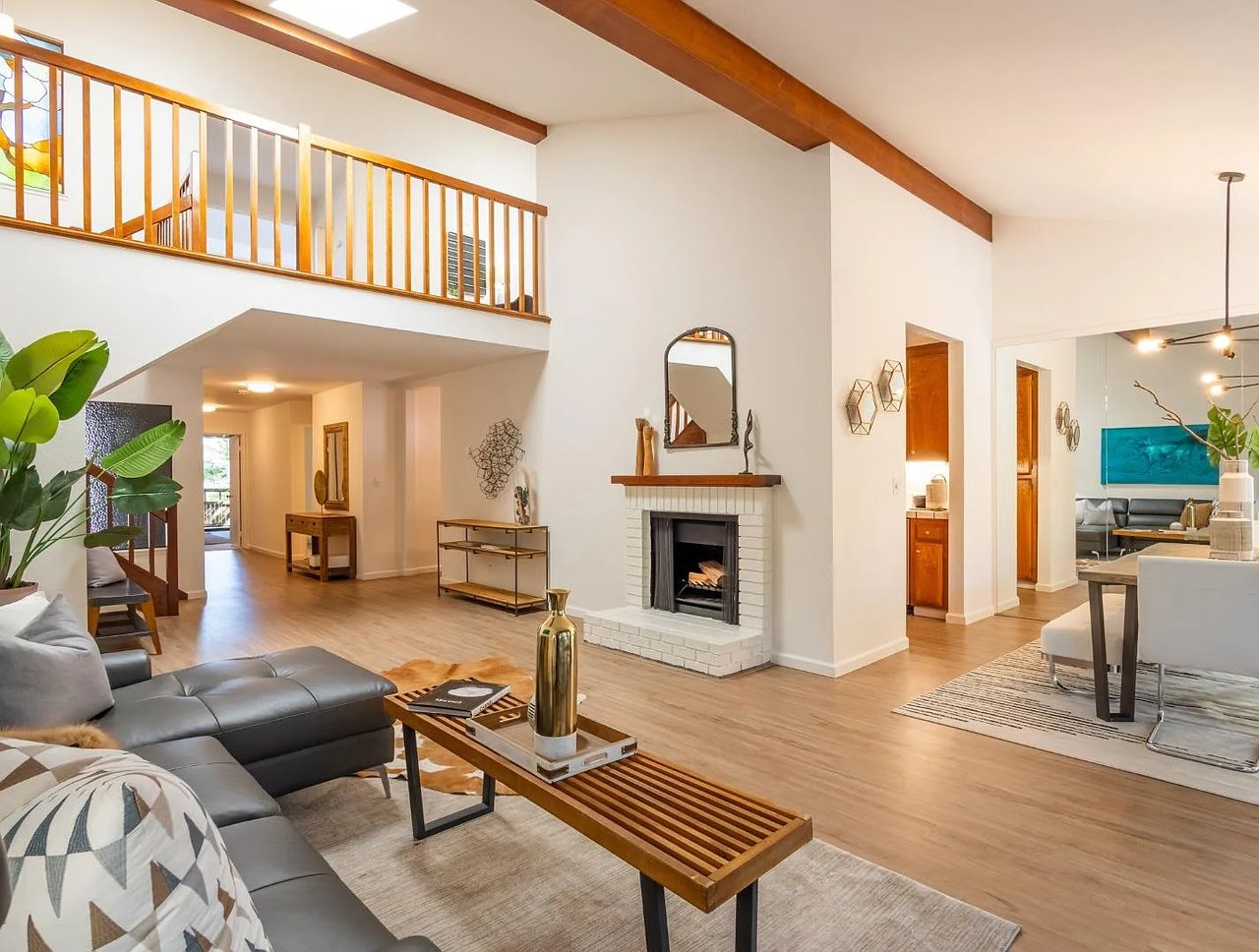 2040 W Middlefield Rd., #12