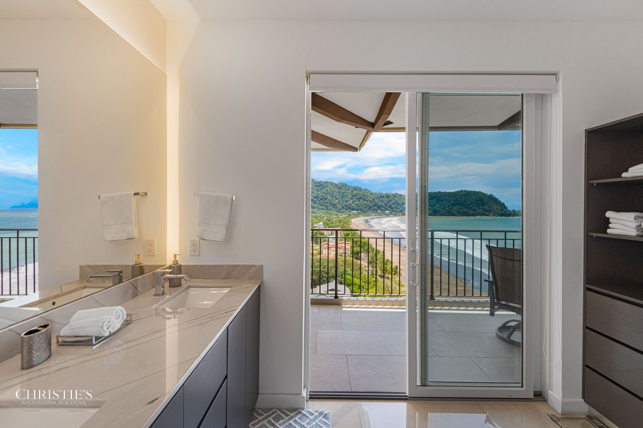 Vista Las Palmas – Executive Oceanfront Penthouse 11B