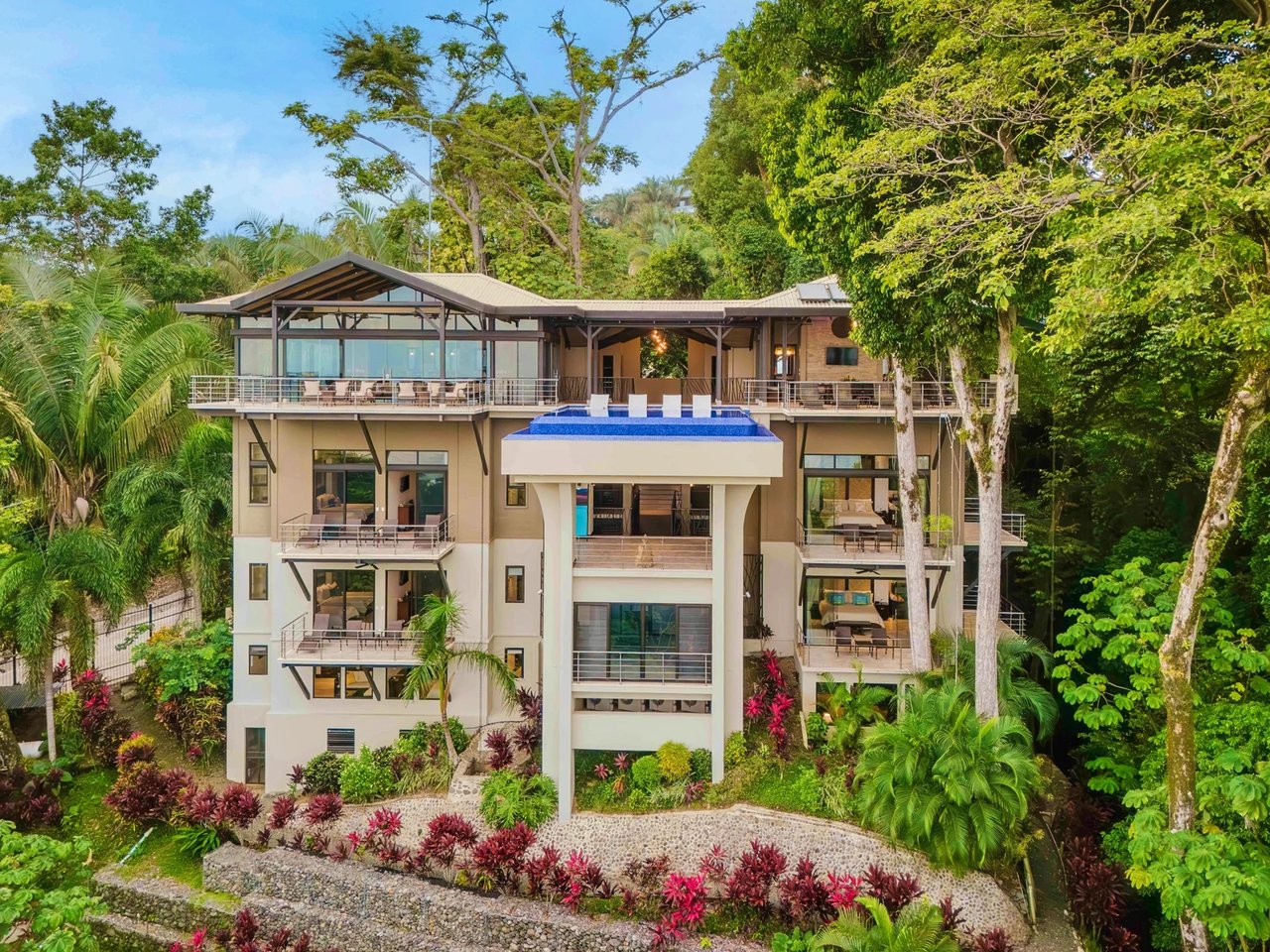 Vista Hermosa, Lucrative Contemporary Estate