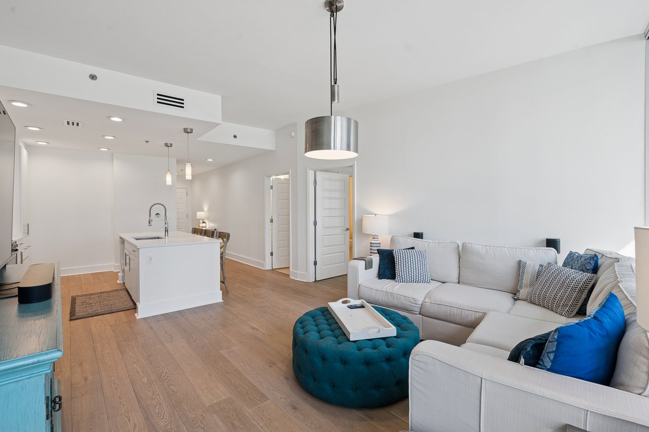 1080 Peachtree Street Unit 1504
