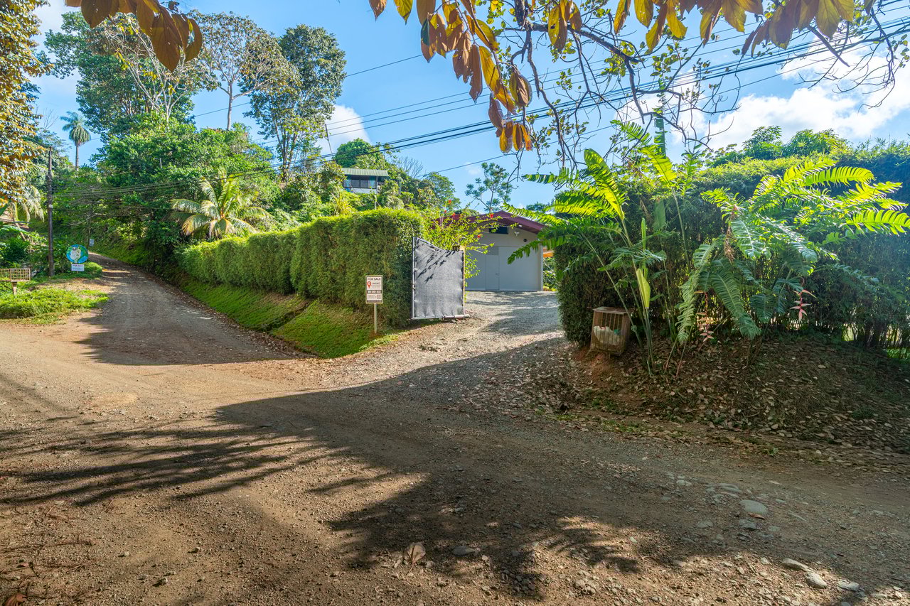 Casa Sea Breeze- Spectacular Ocean-View Home and Guest Villa in Prime Ojochal Location