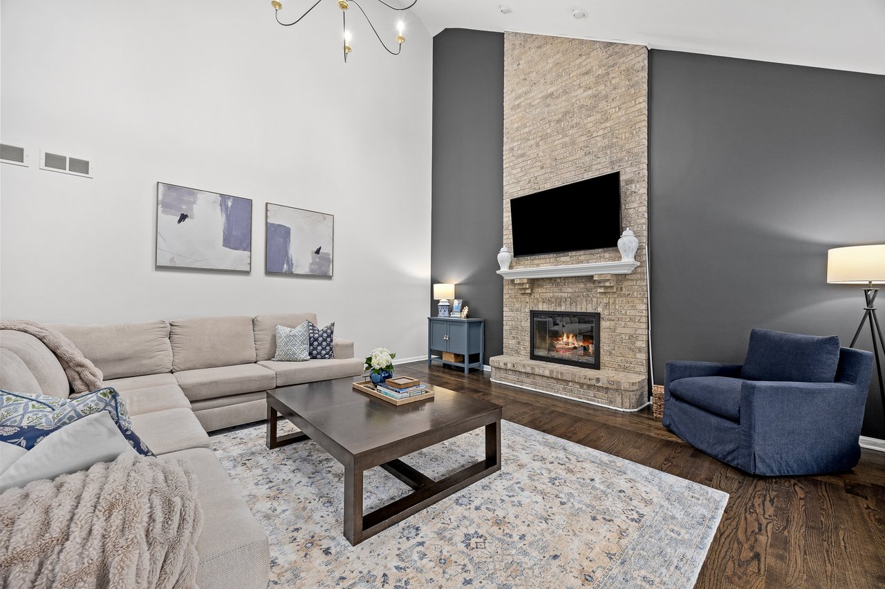 6208 Osage Ave, Downers Grove