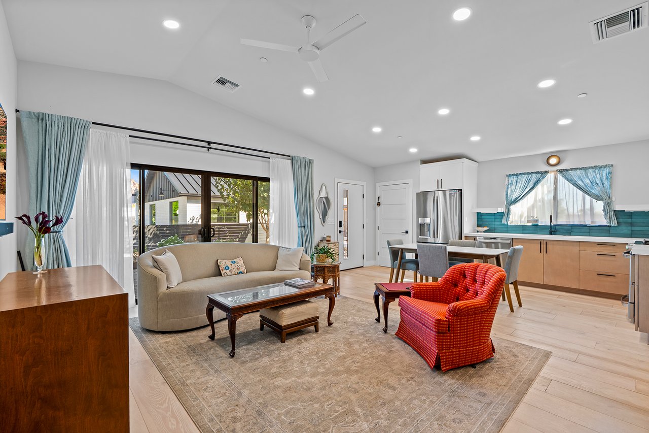 3842 E SAN MIGUEL Avenue, Paradise Valley