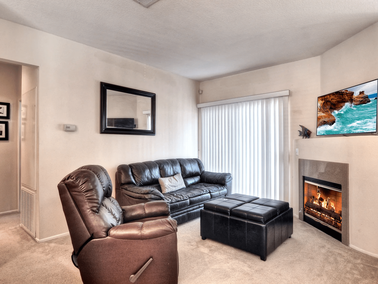 5 Carlsbad Ln