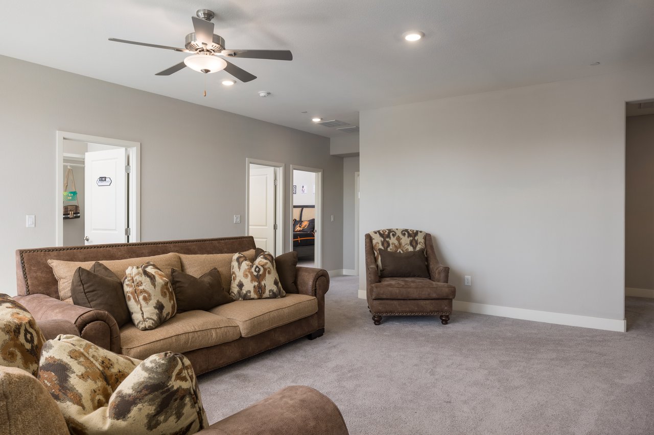 7602 Mount Spokane Court