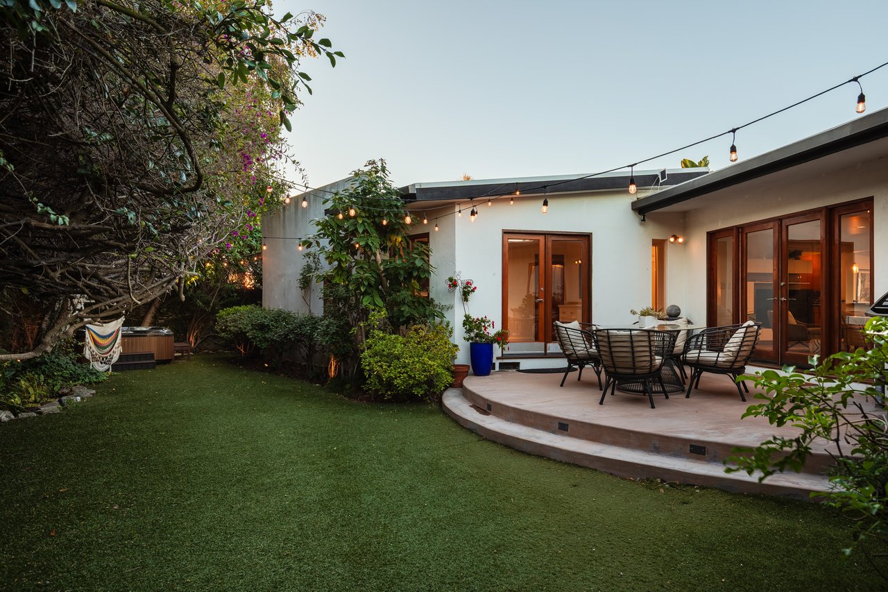 3604 Glenridge Dr, Sherman Oaks 