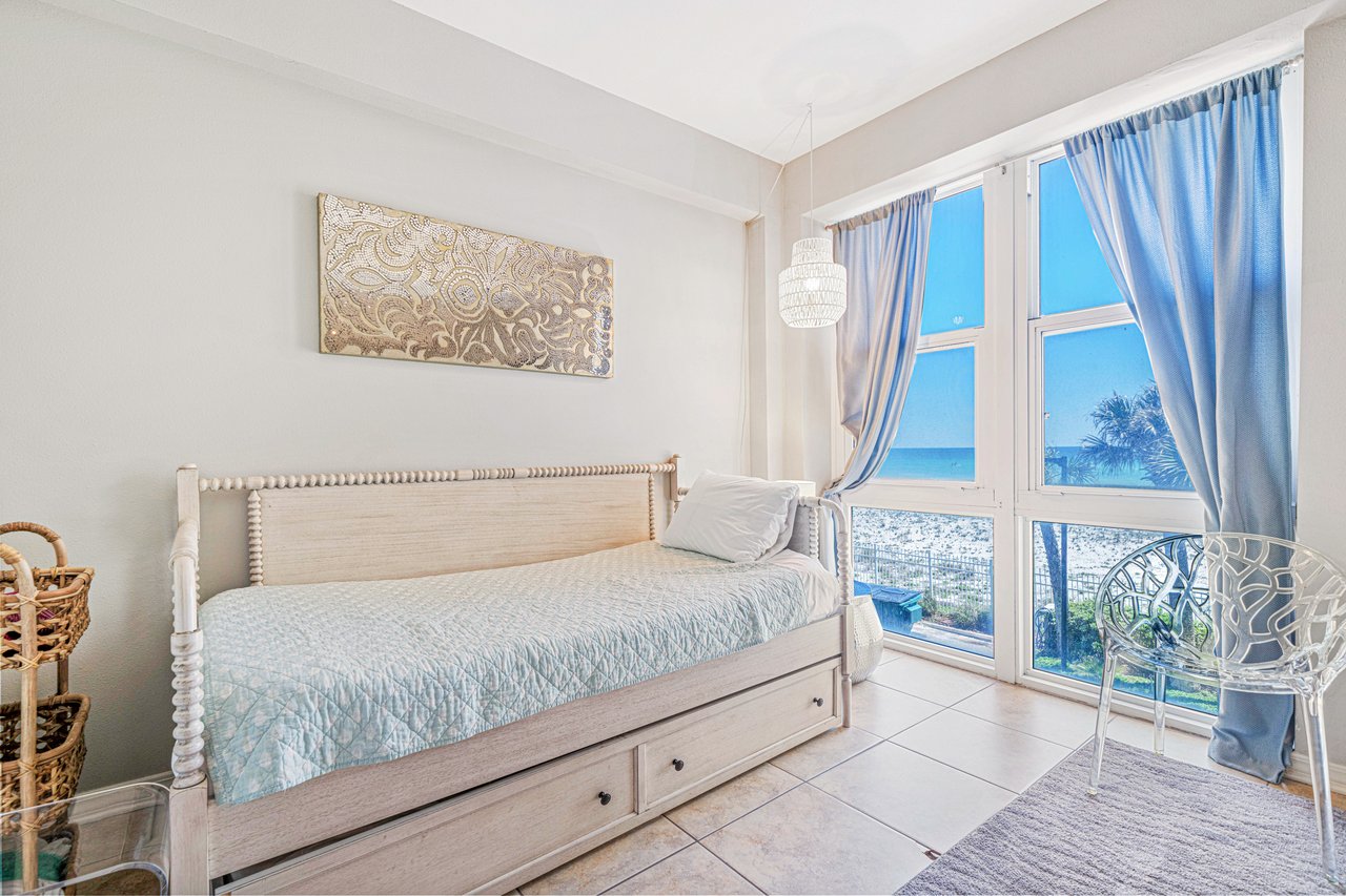 GULF FRONT Sans Souci TERRACE Condo 102 