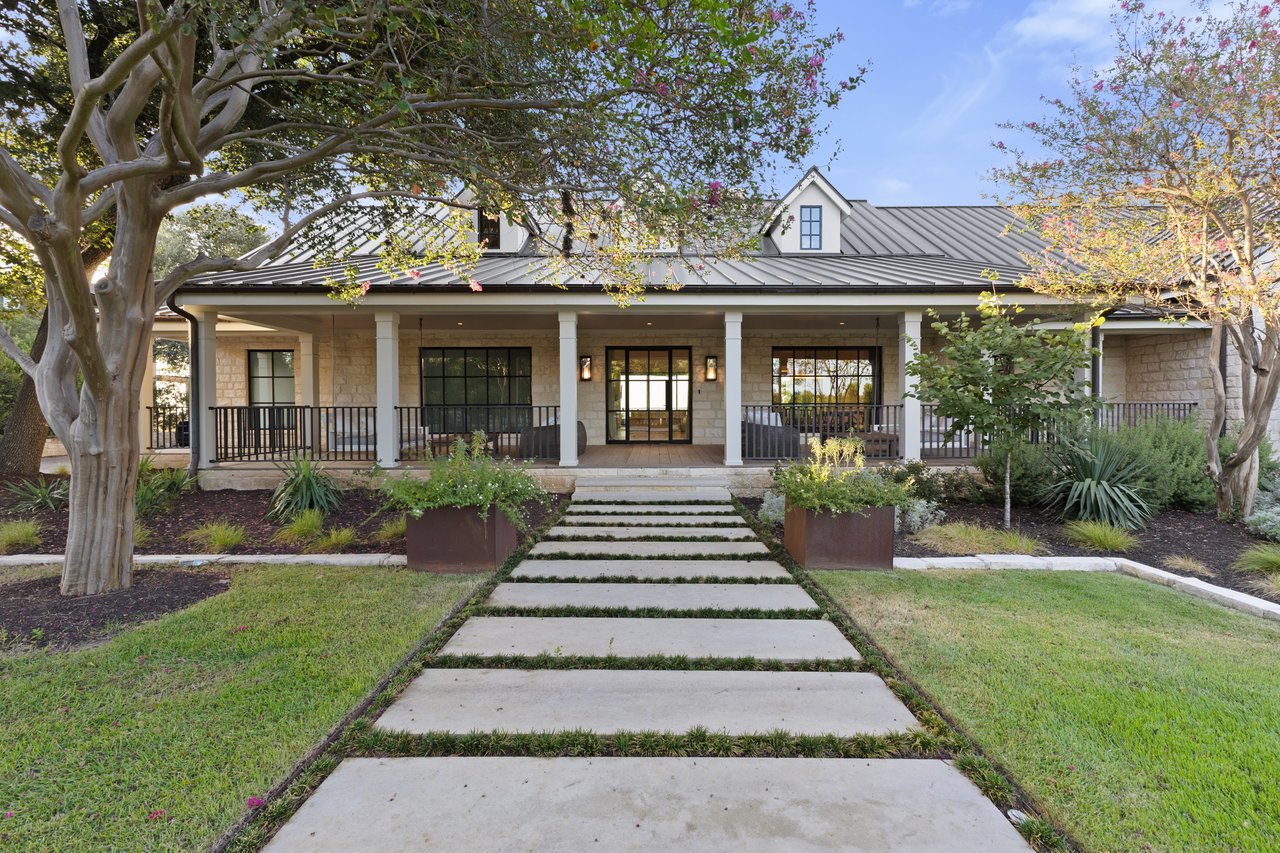 24 Cousteau Lane