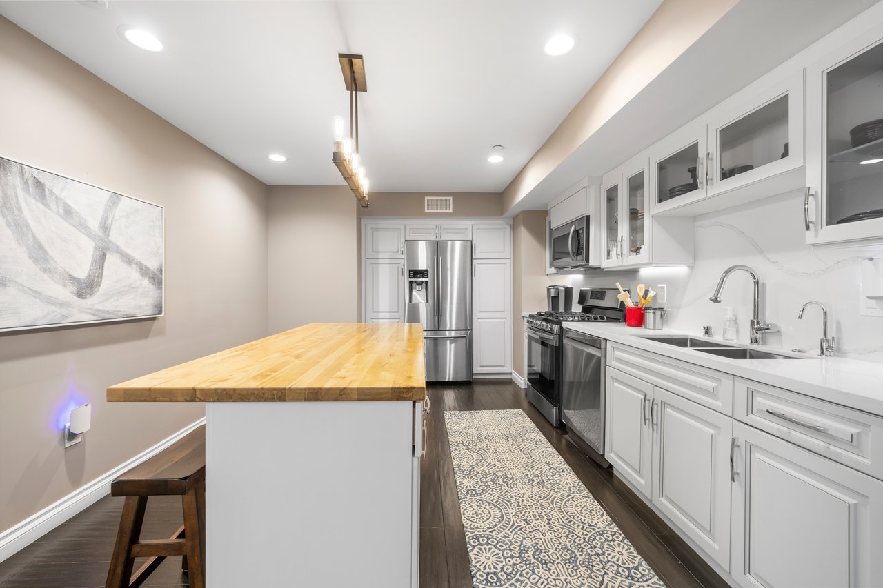 1544 7th St #6A, Santa Monica