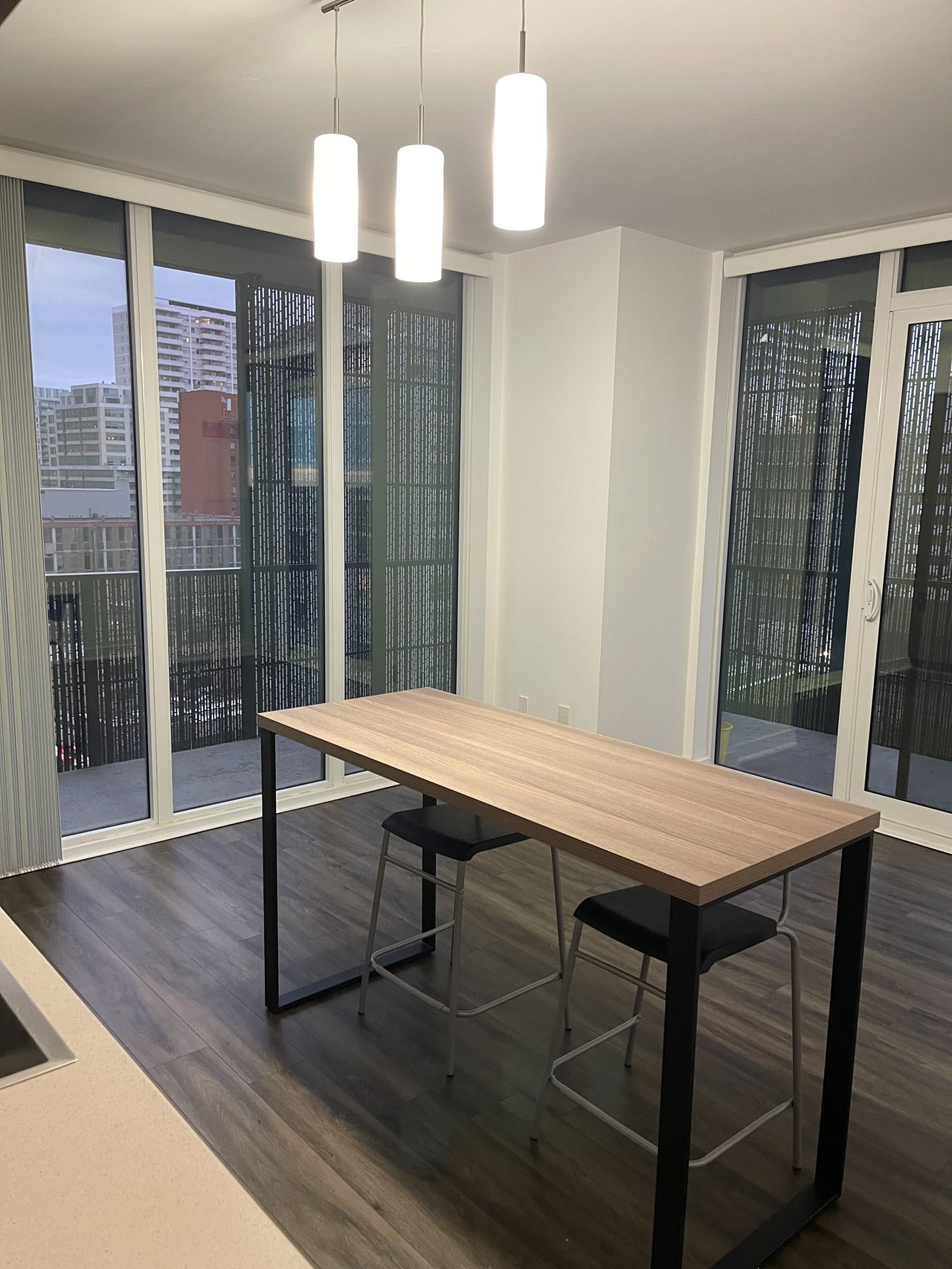8 Eglinton Avenue E Unit: 711