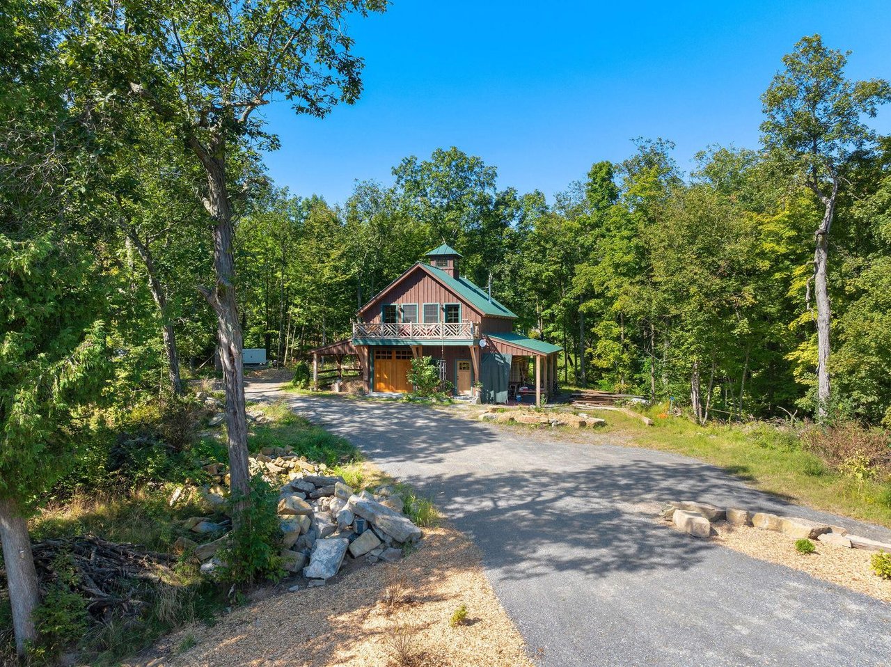 2226 Lake Shore Road