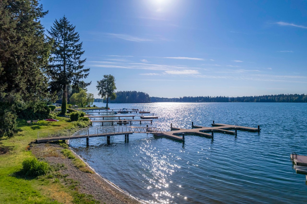 4 Thornewood Lane SW