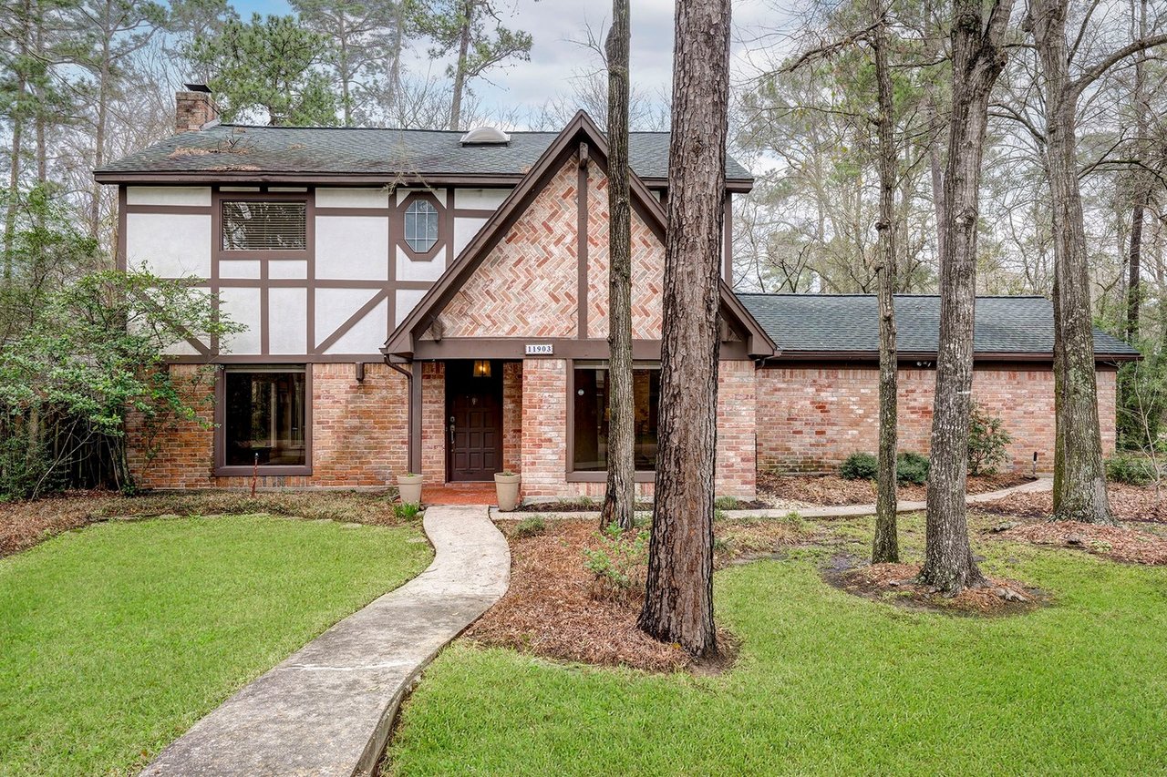 11903 N Blackjack Oak Cir
