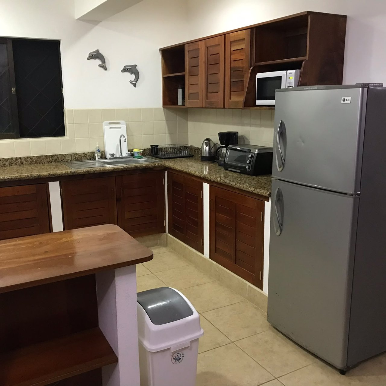 AFFORDABLE 2-BEDROOM HOME NEAR MARINA PEZ VELA & MANUEL ANTONIO | QUEPOS, COSTA RICA.