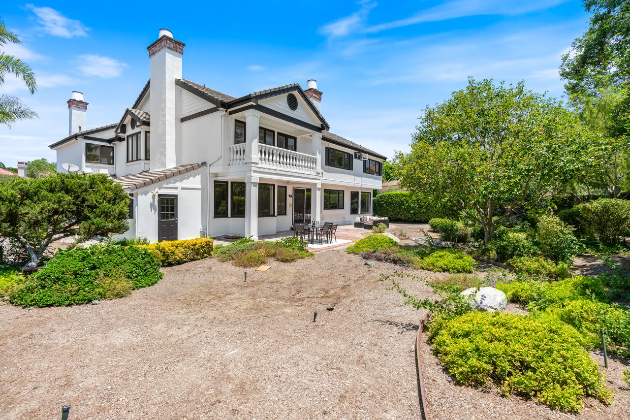 20 Meadow Wood Drive