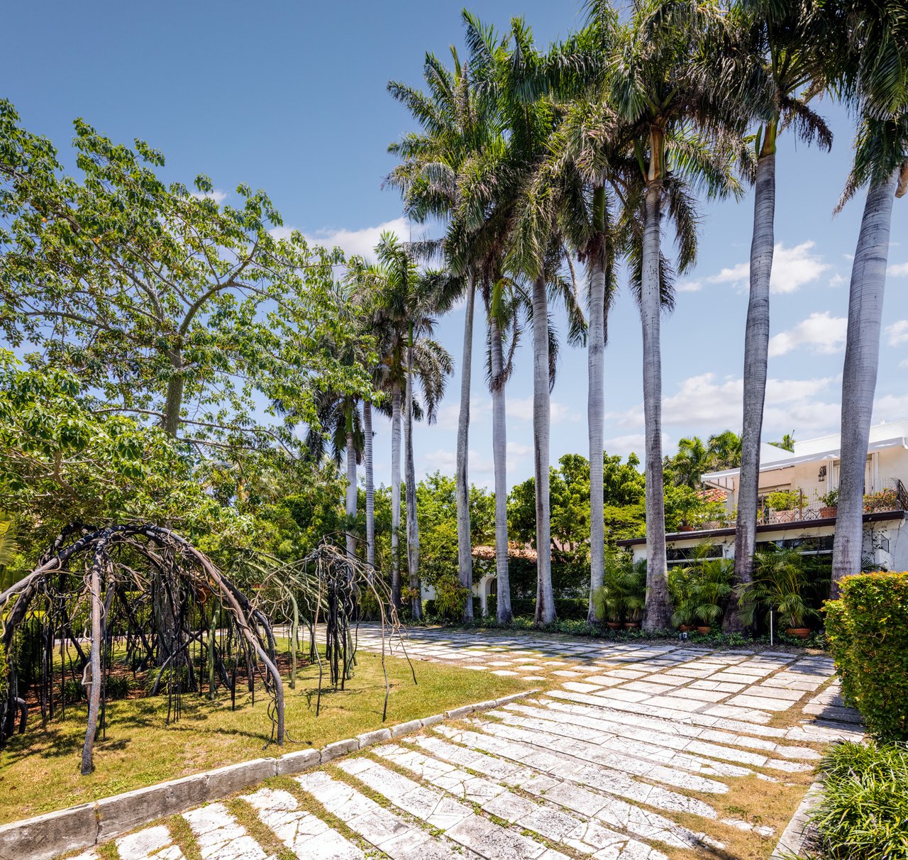5215 Pine Tree Miami Beach