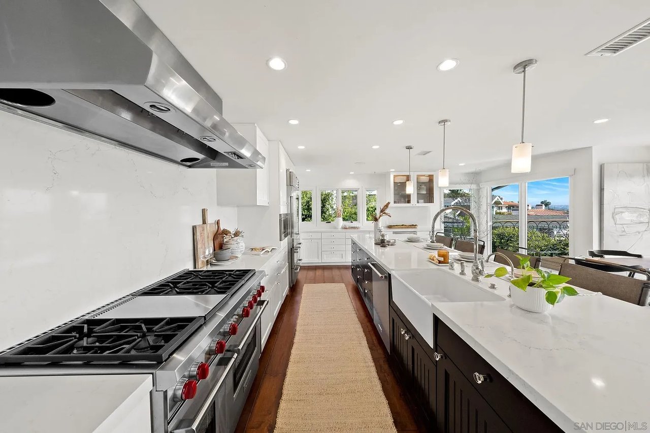 5791 La Jolla Corona Dr