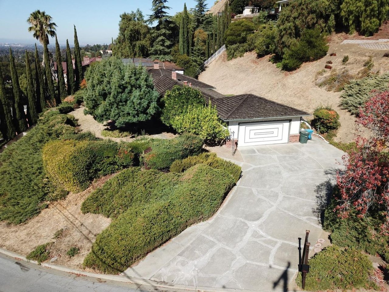 15731 Simoni Dr