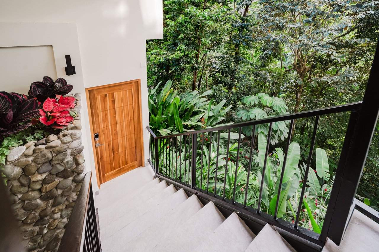 American luxury where the mountains meet the Pacific