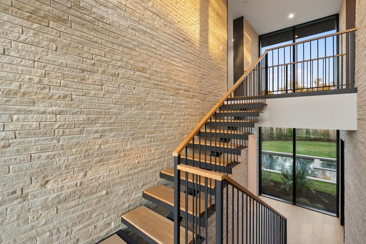 Refined Westlake Retreat