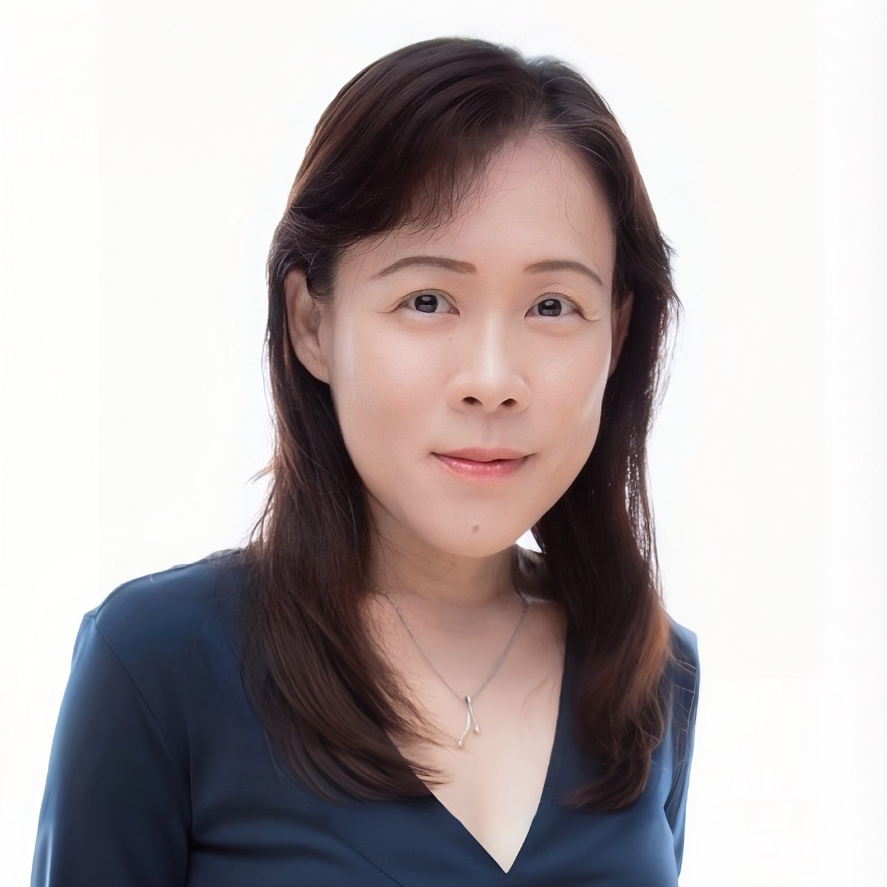 Joanne Jen Pasadena, CA Real Estate Agent Headshot