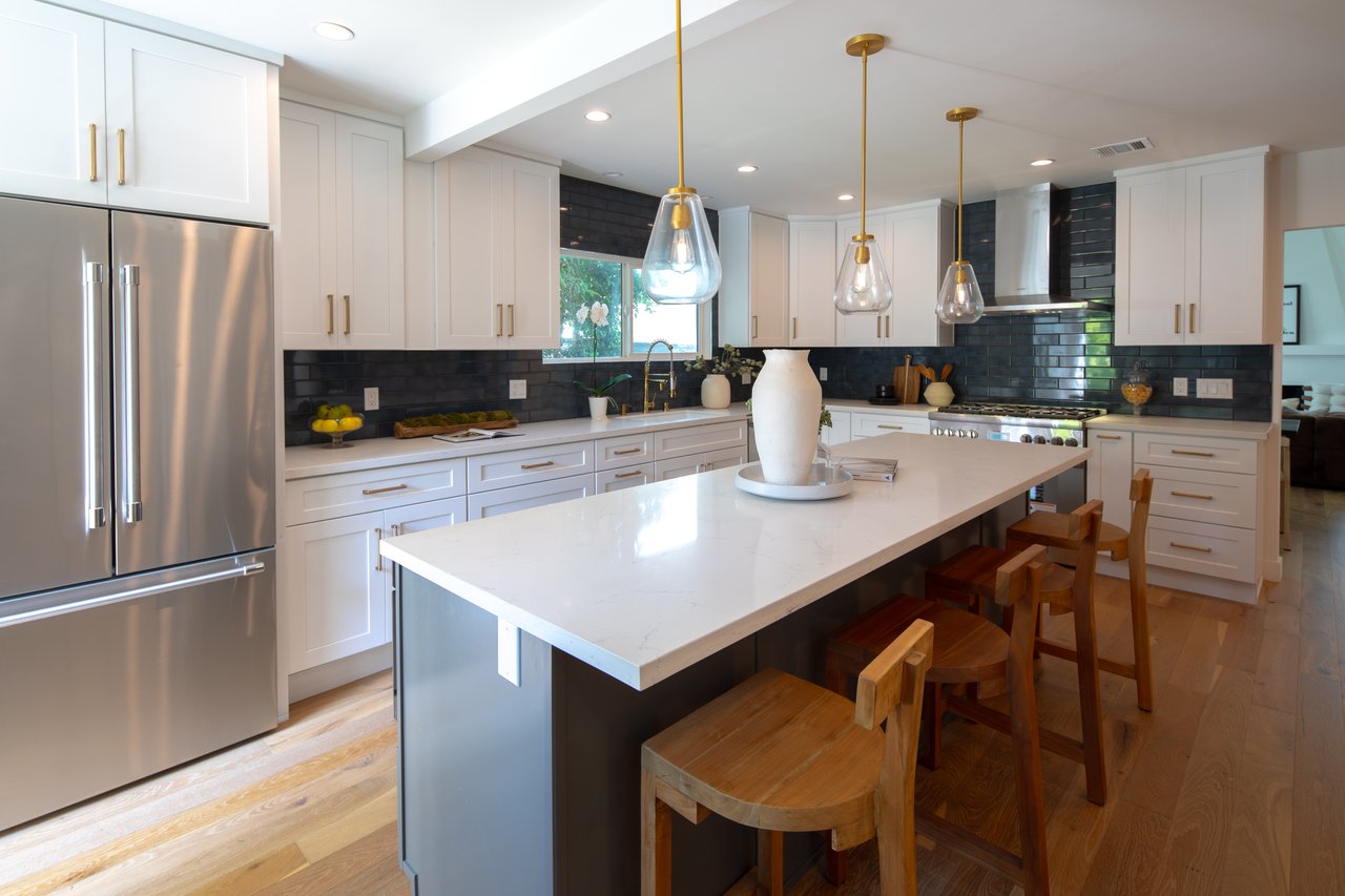 1363 S Curson Ave, Wilshire Vista